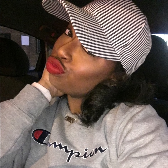 Meet your Posher, Ashley - Picture 1 of 1